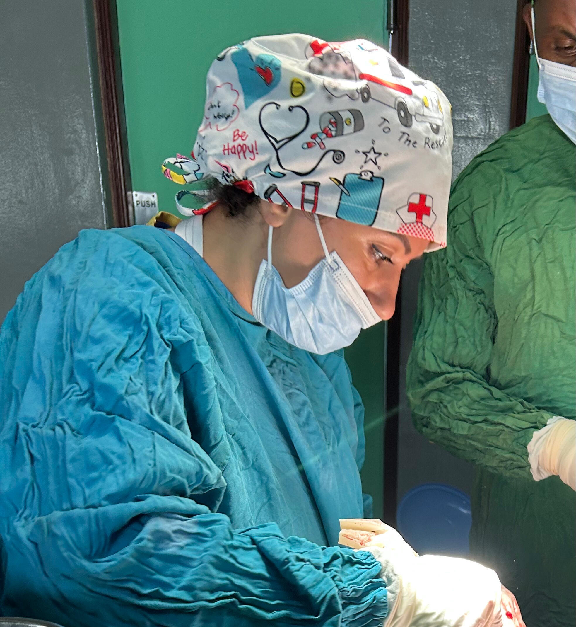 Medical volunteer in surgery. volunteer in africa
